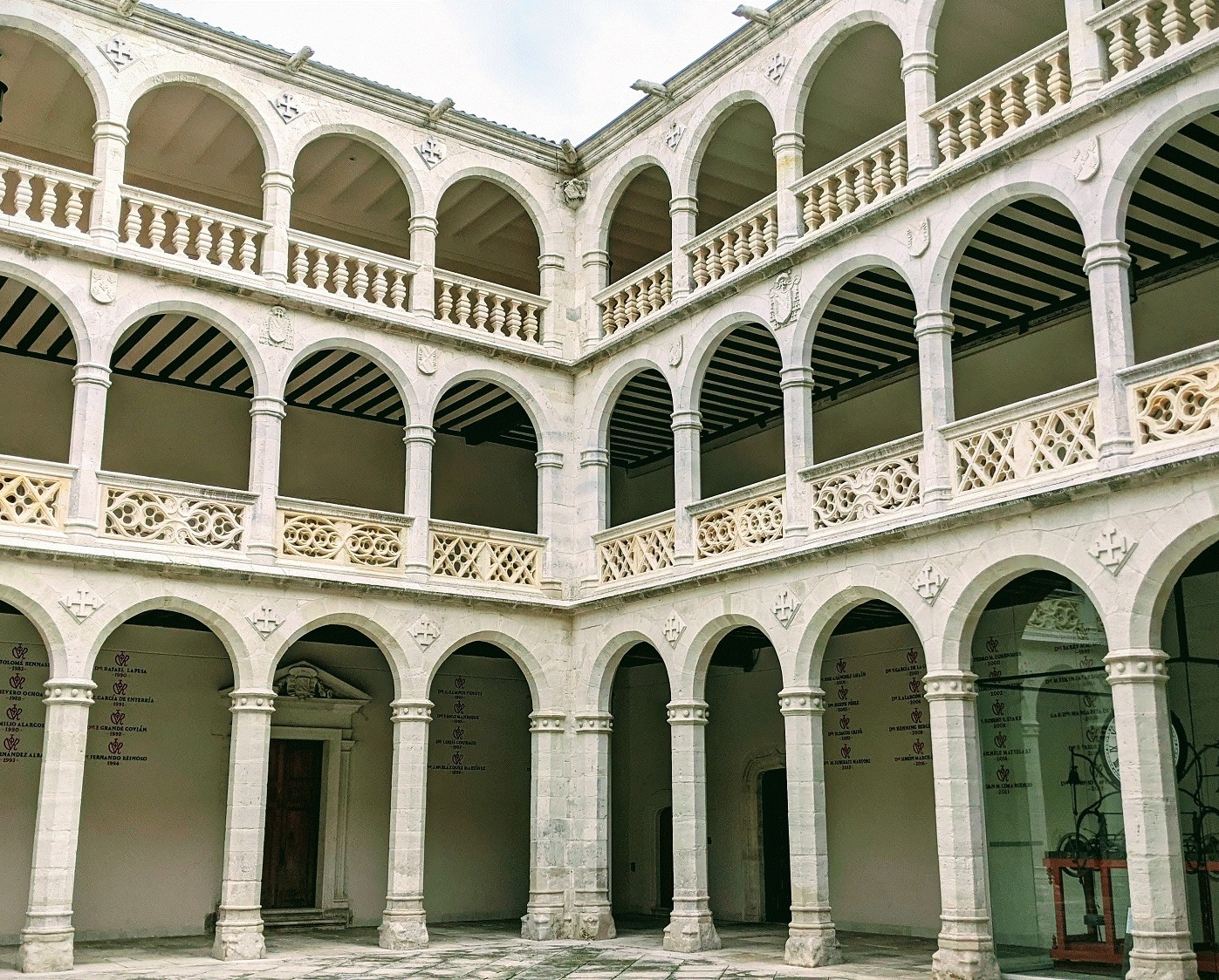 Sta Cruz